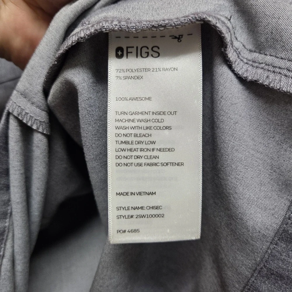 FIGS Scrub Set Mens 3XL Gray Chisec Three-Pocket Top & Cairo Cargo Pants